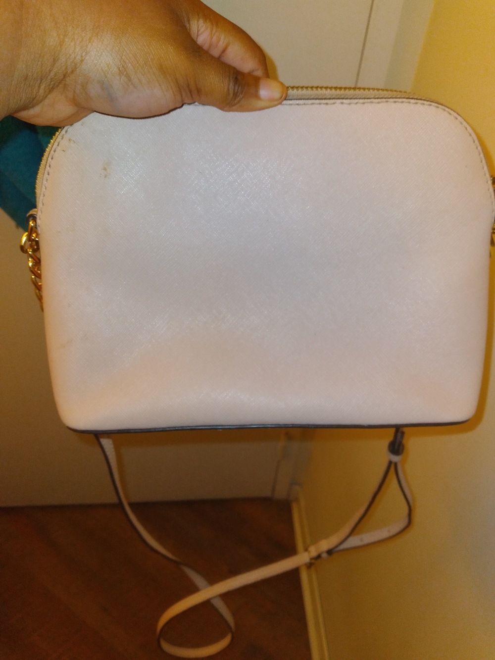 Classic Baby Pink Crossbody Bag - Elegant Everyday Style